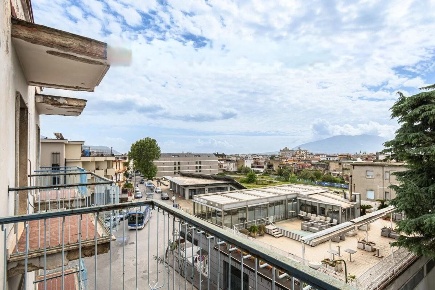 Foto Appartamento in G. Fonseca, Nola Centro di 114 m² con 3 locali