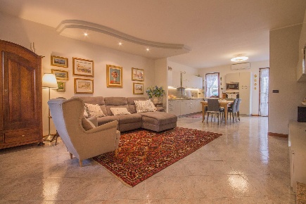 Foto Villa a schiera in Via Celestino Tomelleri, Vigasio Forette di 170 m²