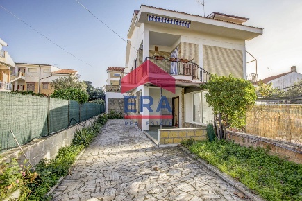 Foto Appartamento in via arianna, Ardea Torre Marina - Lido di Tirrenella