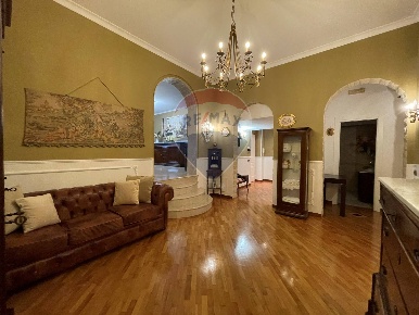 Foto Appartamento in Via Ettore Fieramosca, Bari Libertà di 130 m²