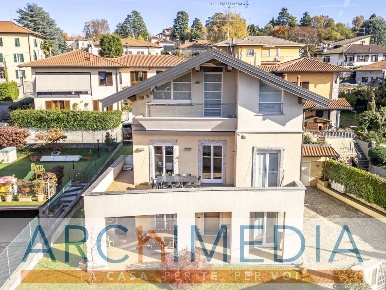 Foto Villa singola in Via Goffredo Mameli, Morazzone di 312 m² in vendita