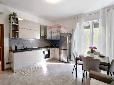 Foto Appartamento in Via Gerolamo Forni, Milano Comasina di 68 m²