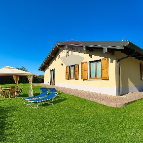 Foto Villa unifamiliare in via per rogeno, Costa Masnaga di 174 m²