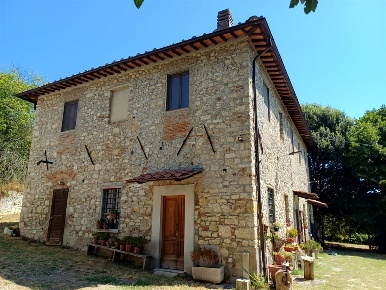 Foto Case indipendenti a Fiesole di 350 m² con 10 locali in affitto