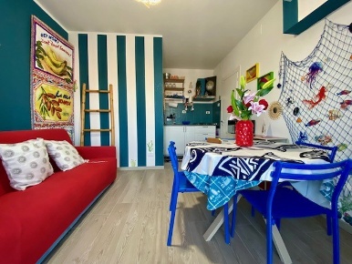 Foto Appartamento in viale 8 marzo, Albenga Centro di 46 m² in vendita