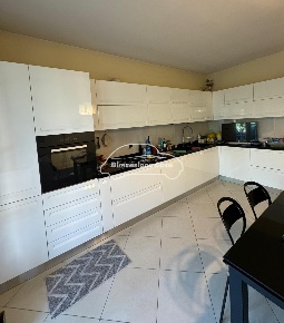 Foto Casa indipendente a Capannori Lammari - Lunata di 140 m² con 6 locali