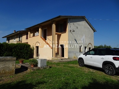 Foto Appartamento a Pontedera Montecastello, Treggiaia, I Fabbri di 140 m²
