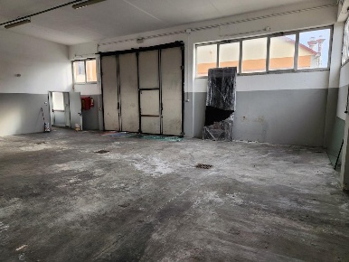 Foto Capannone industriale a Santa Croce sull'Arno Centro di 500 m²