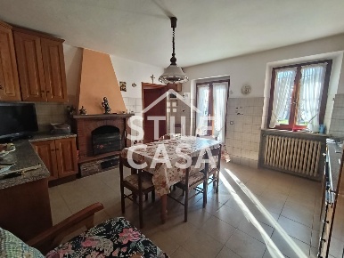 Foto Casa indipendente a Castelfranco di Sotto Orentano di 310 m²