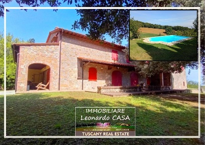 Foto Casale a Gambassi Terme Castelfalfi di 80 m² con 4 locali in vendita