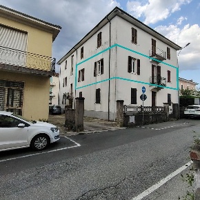 Foto Appartamento a Massa Centro di 164 m² con 5 locali in vendita
