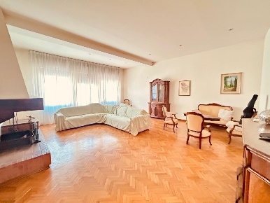 Foto Villa unifamiliare a Empoli Masini - XX Settembre di 340 m² in vendita