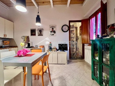 Foto Appartamento a Vicopisano Uliveto Terme di 45 m² con 2 locali