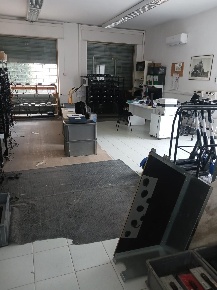 Foto Locale commerciale a Pisa Porta a Lucca di 100 m² con 3 locali