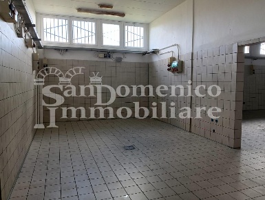 Foto Capannone industriale a San Giuliano Terme Colignola, Campo di 215 m²