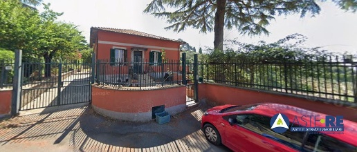 Foto Casa indipendente in Via Panoramica, Velletri di 290 m² con 8 locali