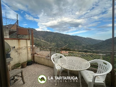 Foto Casa indipendente a Pagliara Locadi di 159 m² con 4 locali in vendita