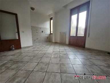 Foto Appartamento a Poggibonsi Centro di 98 m² con 4 locali in vendita