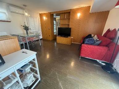 Foto Appartamento in Via Guantai Piazza Municipio, Napoli Porto - Municipio