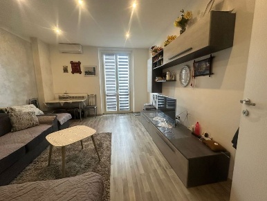 Foto Appartamento in Via Frentana, Casoli Centro di 70 m² con 5 locali