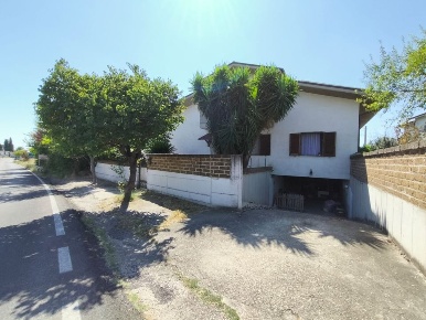 Foto Villa unifamiliare in Contrada Astignano, Pianella di 220 m²