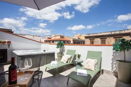 Foto Attività commerciale in Via Mazzini 22, Palermo di 50 m² con 2 locali