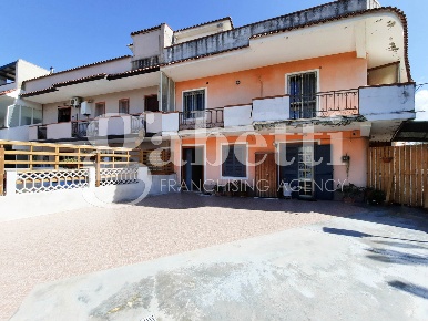 Foto Appartamento in Via Parchitiello 18, Giugliano in Campania Lago Patria