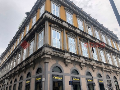 Foto Ufficio in Corso Giannone 44, Caserta Corso Trieste di 550 m²