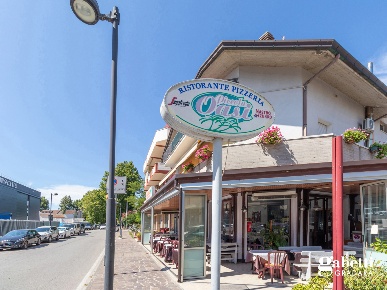 Foto Ristorante in Via Irma Bandiera 63, Cattolica di 112 m² con 2 locali