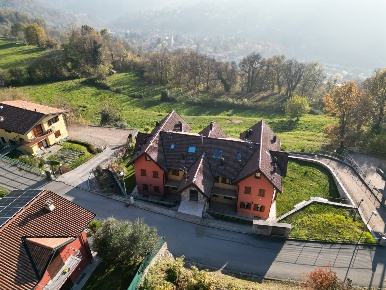 Foto Appartamento in Via san fedele 29, Blessagno di 85 m² con 3 locali