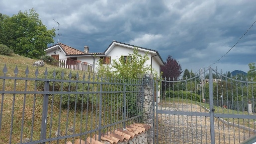 Foto Villa singola in Colle Aquano, Trevi nel Lazio Centro di 250 m²
