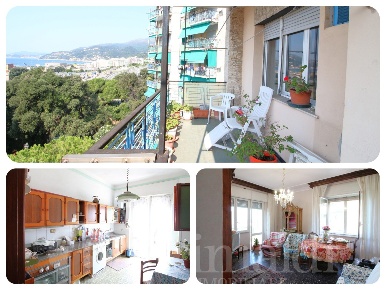 Foto Appartamento in Porrata, Genova Pra' di 115 m² con 5 locali in vendita