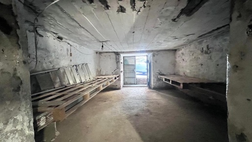 Foto Magazzino in Via Tommaso Belloro, Savona Centro Storico di 30 m²