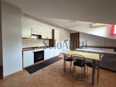 Foto Mansarde a Catanzaro Santa Maria di 55 m² con 2 locali in affitto