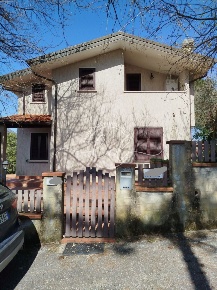Foto Villa singola a Massarosa Pieve a Elici, Montigiano, Gualdo di 100 m²