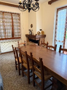 Foto Appartamento a Castelnuovo Magra Colombiera Molicciara di 144 m²