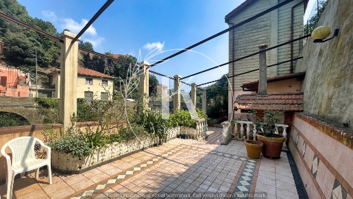 Foto Villa singola in Via Santuario, Savona Lavagnola, Santuario, Montemoro