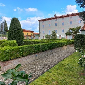 Foto Villa unifamiliare in Via di Tiglio 1234, Lucca San Filippo di 1415 m²