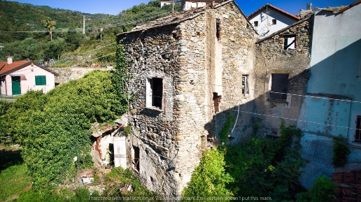 Foto Rustico in Via Santa Margherita, Vado Ligure Segno di 150 m²