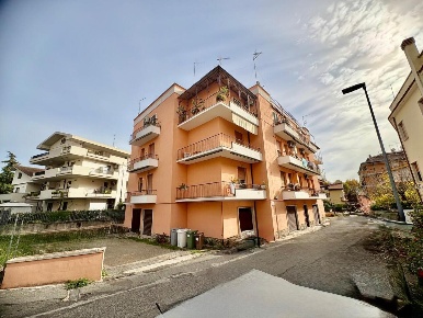 Foto Appartamento in Via Carlo del Prete 22, Guidonia Montecelio Centro