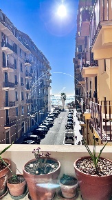 Foto Appartamento in Via Niccolò Paganini, Savona Legino, Zinola, Fornaci