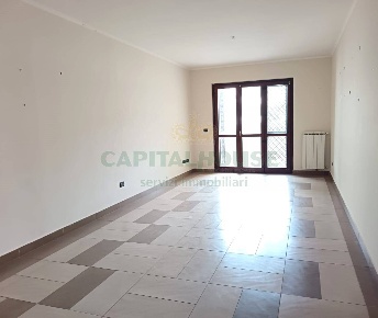 Foto Appartamento in Via Vittime Civili di Guerra, Caserta Tuoro di 108 m²