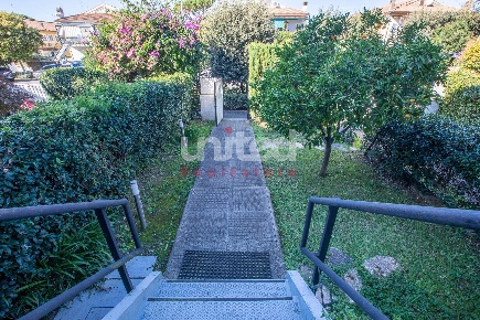Foto Villa unifamiliare in via di macchia saponara, Roma Casal Palocco