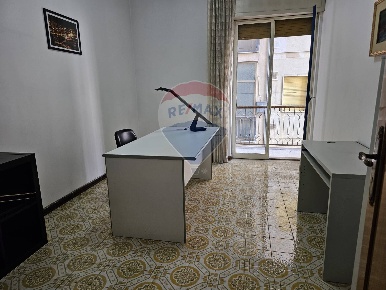 Foto Ufficio a Modica Modica Bassa di 20 m² con 1 locali in affitto