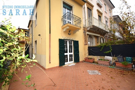 Foto Casa indipendente in Via D'annunzio, Viareggio Lungomare di 120 m²