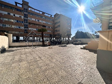 Foto Appartamento in via manzoni, Napoli Posillipo di 42 m² con 2 locali