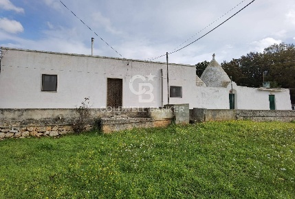 Foto Baita in Contrada Giancone, Martina Franca di 200 m² con 7 locali