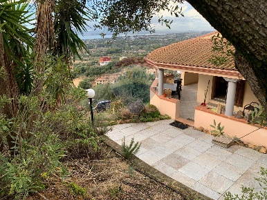 Foto Villa bifamiliare in Via delle Orchidee, Quartu Sant'Elena Capitana