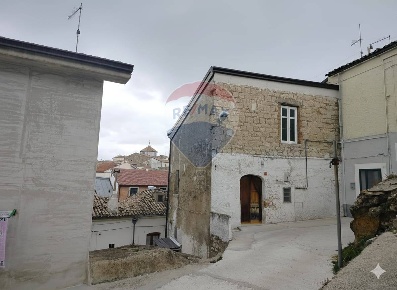 Foto Casa indipendente in Via Giotto, Orsara di Puglia di 60 m² in vendita