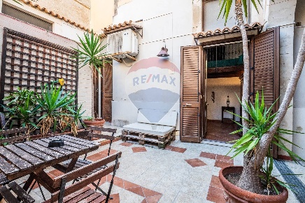 Foto Casa indipendente in Via Giuseppe Mendoza, Siracusa Ortigia di 59 m²